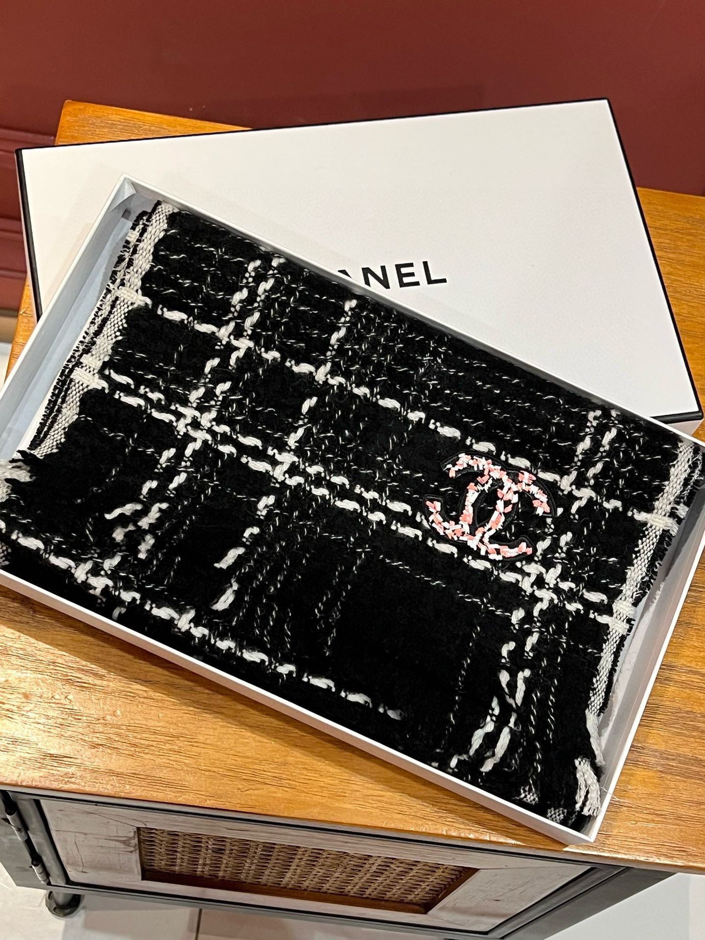CC Scarf 185 CM Black With White Stripes Cashmere  422921