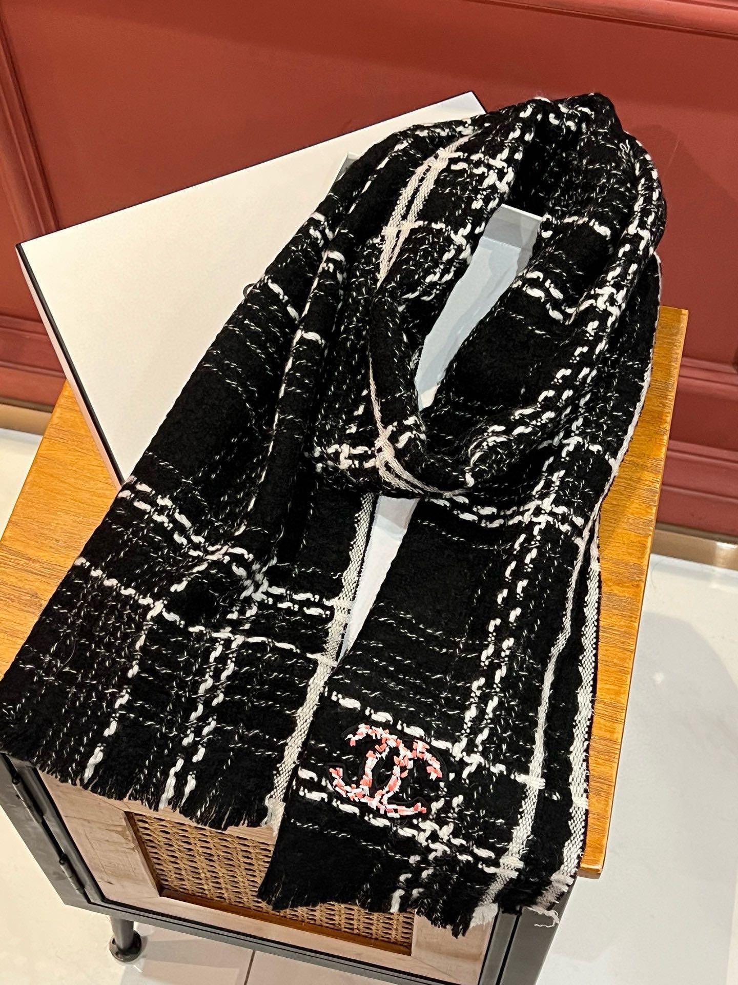CC Scarf 185 CM Black With White Stripes Cashmere  422921
