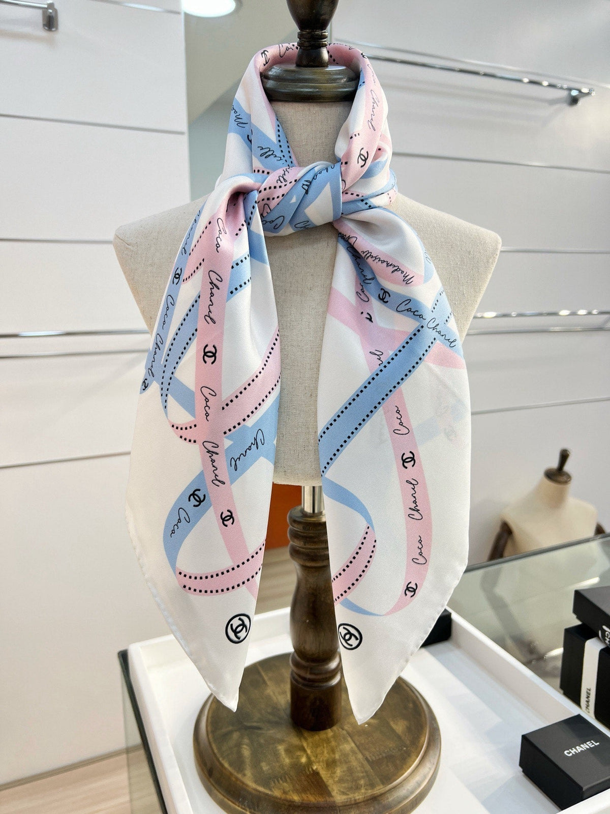 Chanel 2026 Chain Pattern Scarf 90*90cm Silk 212126