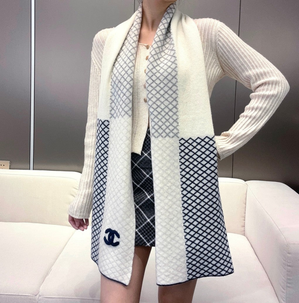 CC Scarf 190 CM In White Mix Black Cashmere  408543