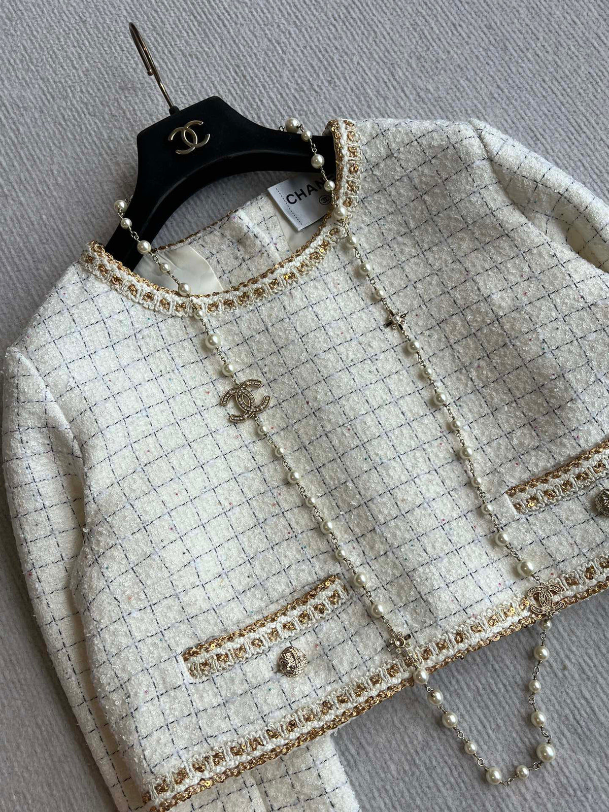CC 25 Small Jacket White Linen 300120