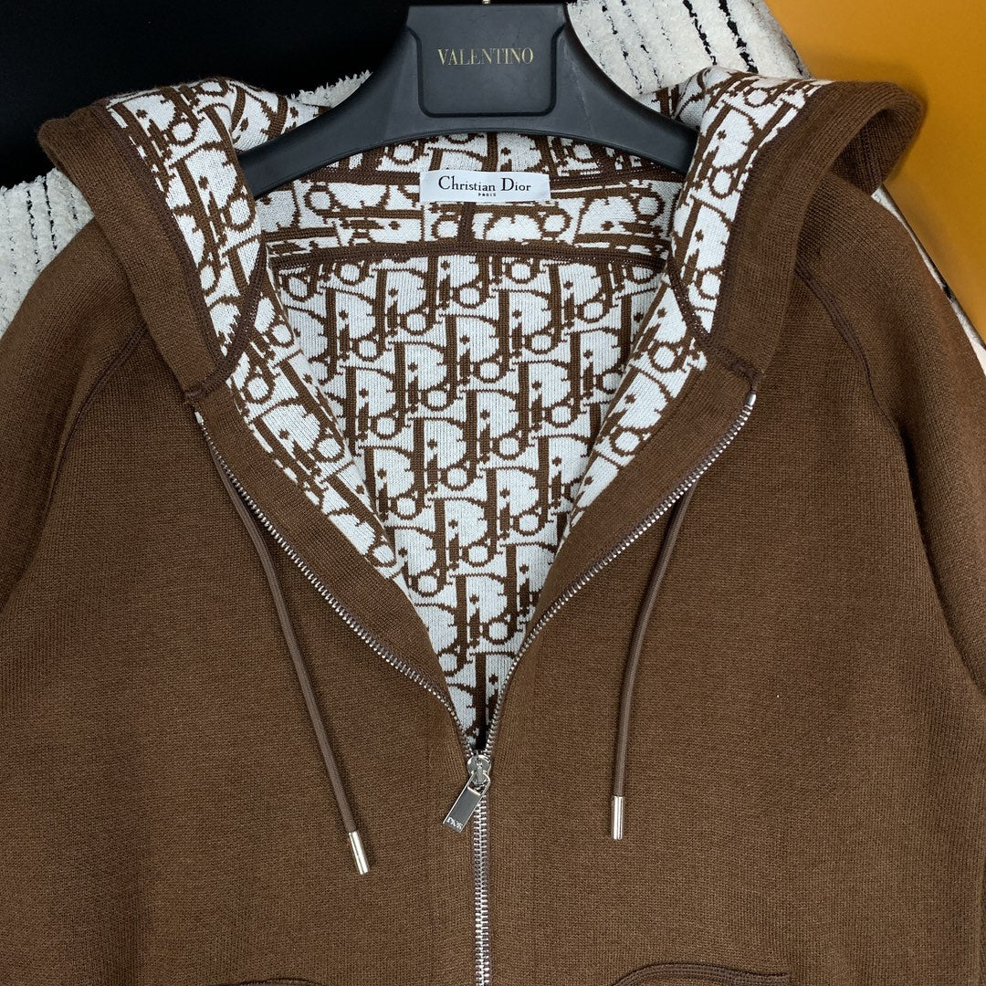 CD 25 Double-Sided Knitted Hooded Jacket 293319