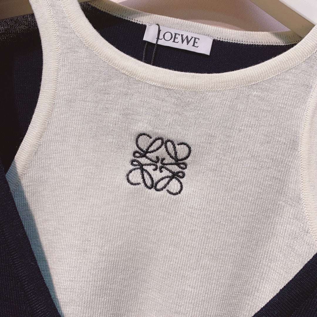 Loewe 25 Knitted Sweaters 293408