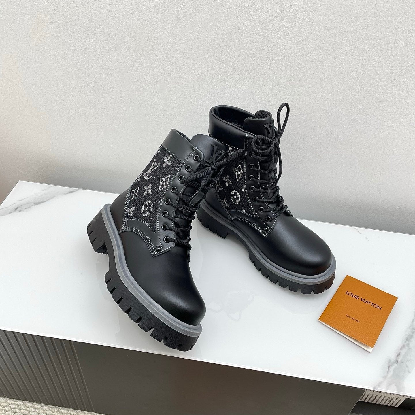 LV 25  Ankle Boots Black  Monogram Cowhide Denim 576226
