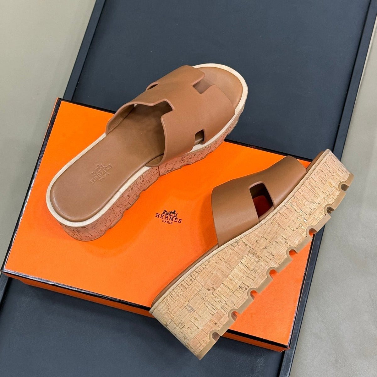 HM 25C Eze 30 Sandal Naturel Calfskin 212713