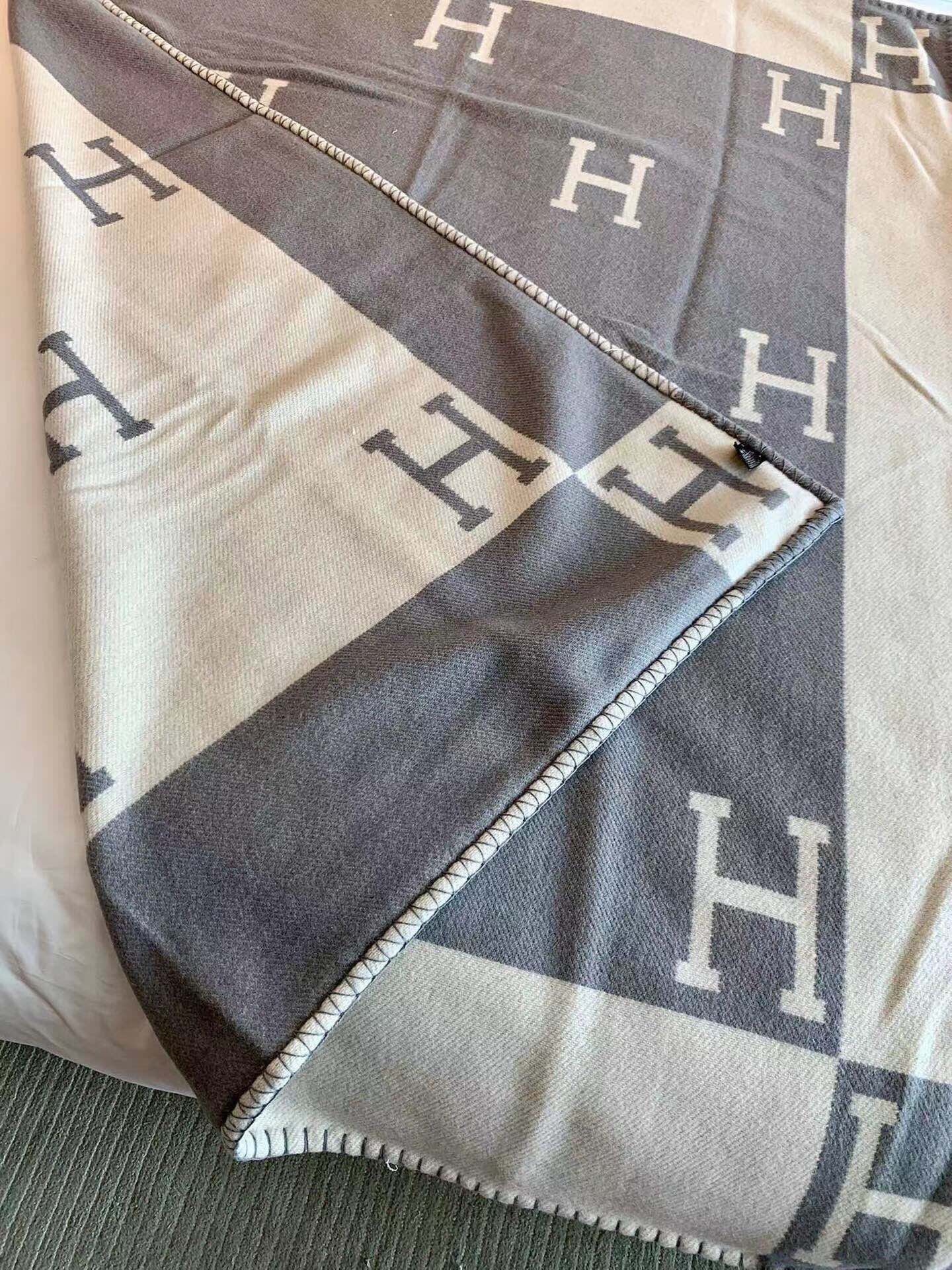 HM Blanket Grey Wool Cashmere