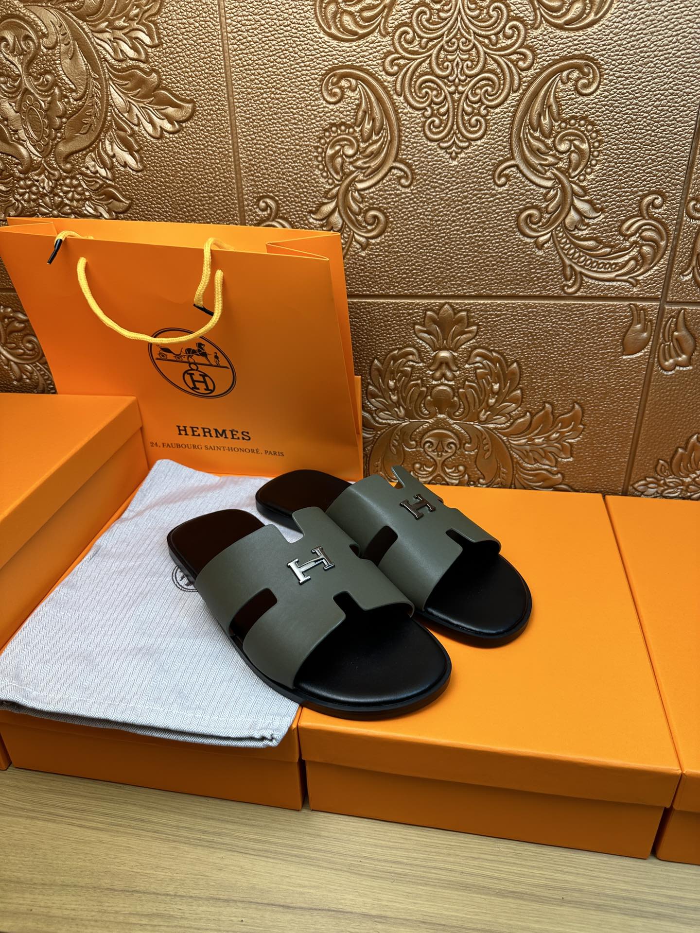 HM IZMIR H-BUCKLE SANDAL ARMY CALFSKIN