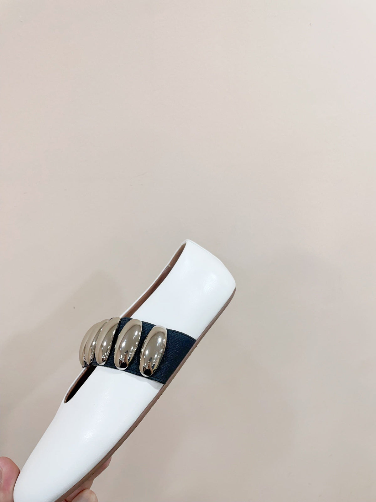 ALAIA TRIBALE BALLET FLATS IN WHITE LAMBSKIN