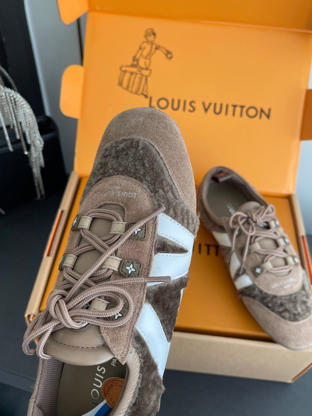 LV 26ss Ballet Sneakers Brown Suede 631484