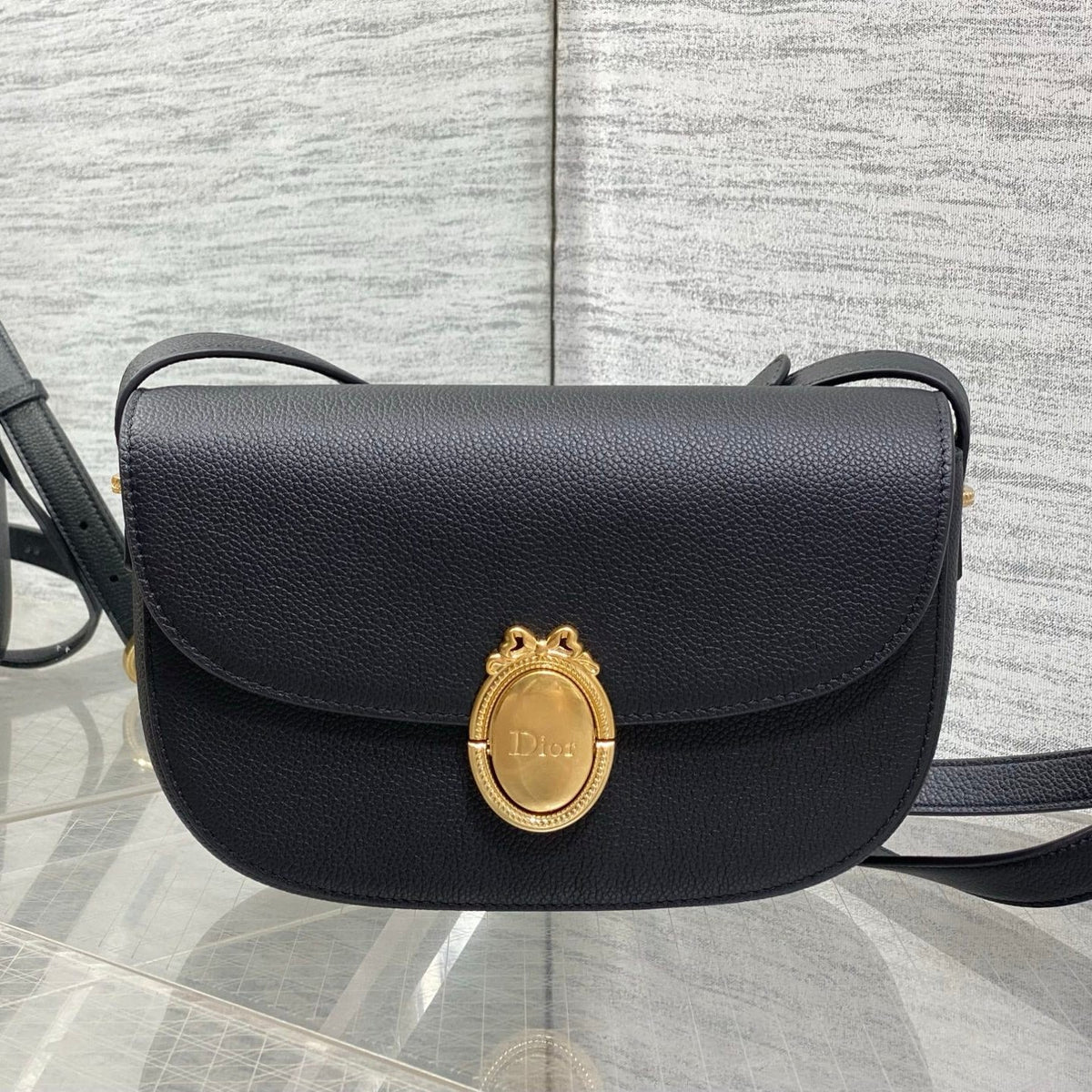 Dior 2026 Médaillon Flap Bag 23cm Grained Calfskin