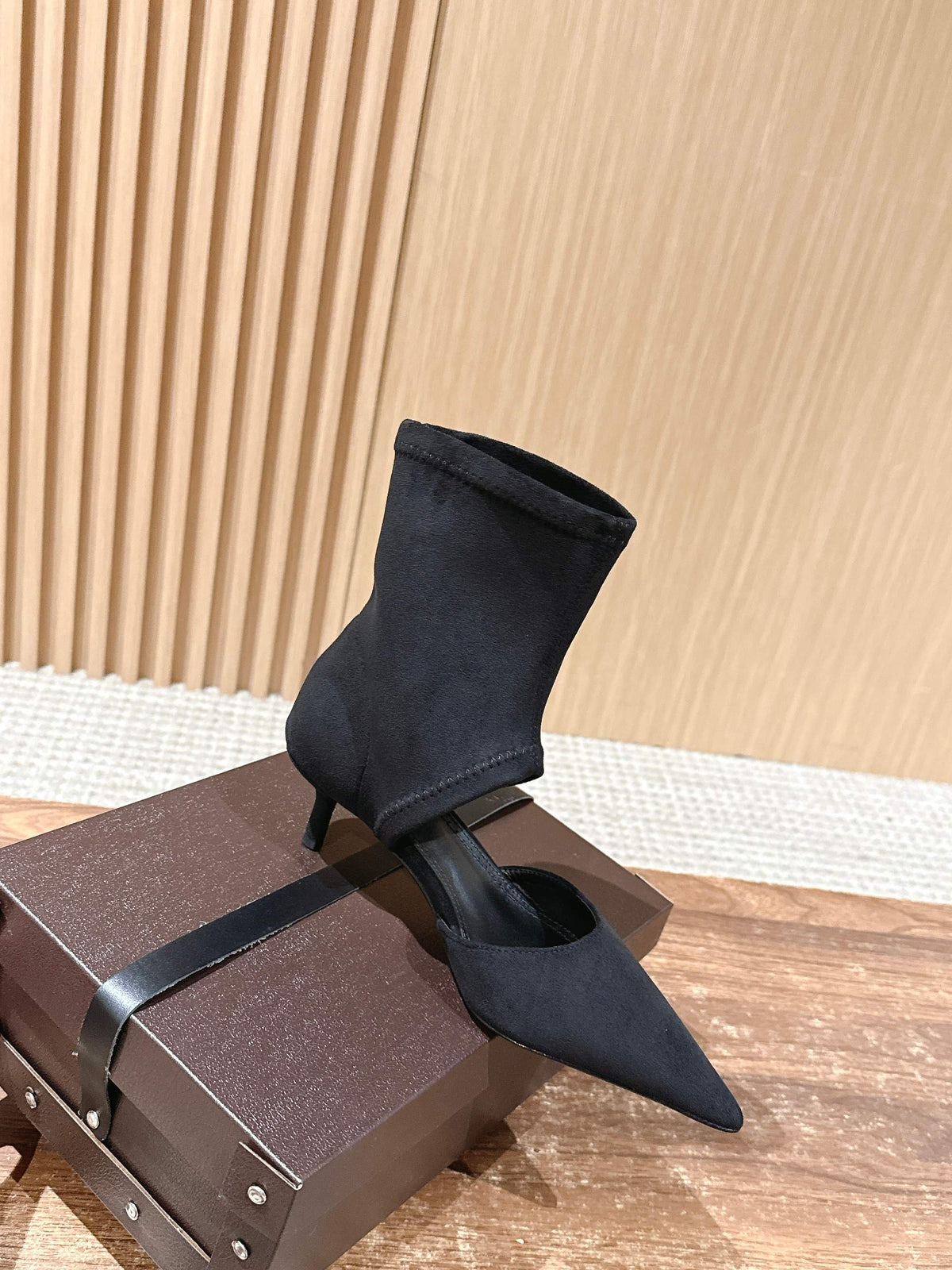 ALAIA ankle boots black suede 386020