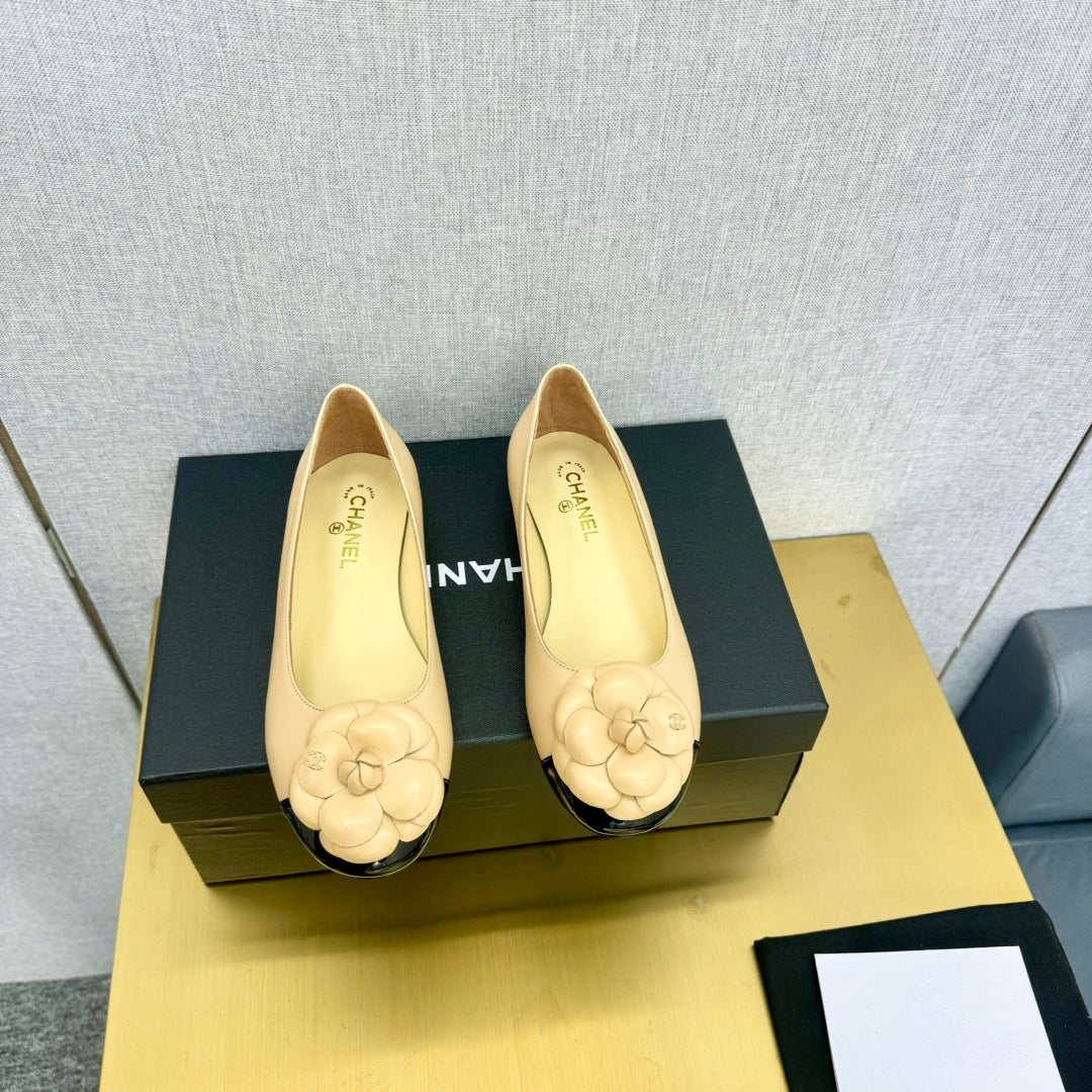 CC Loafers Nude Leather Mix Floral Pattern 297798