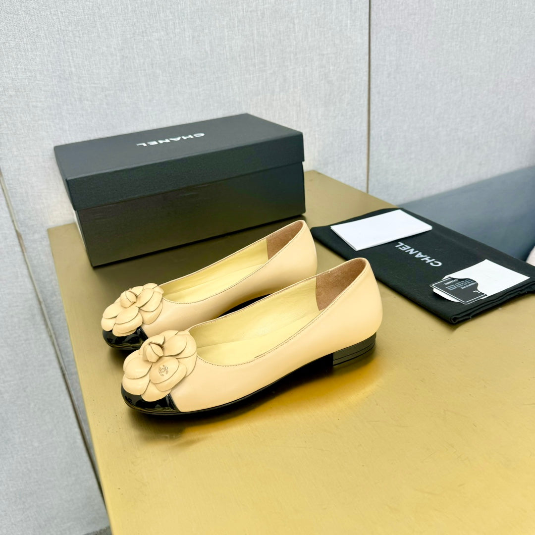 CC Loafers Nude Leather Mix Floral Pattern 297798