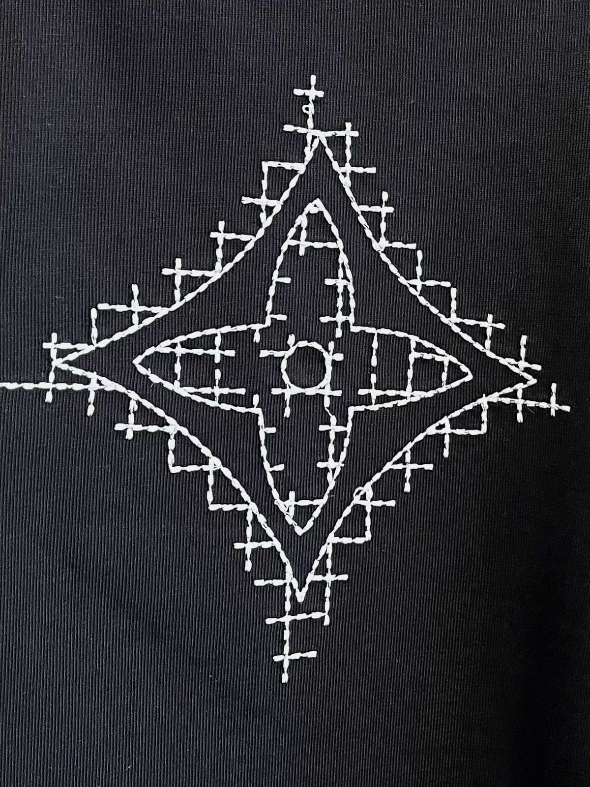 LV T-SHIRT IN BLACK PURE COTTON 238778