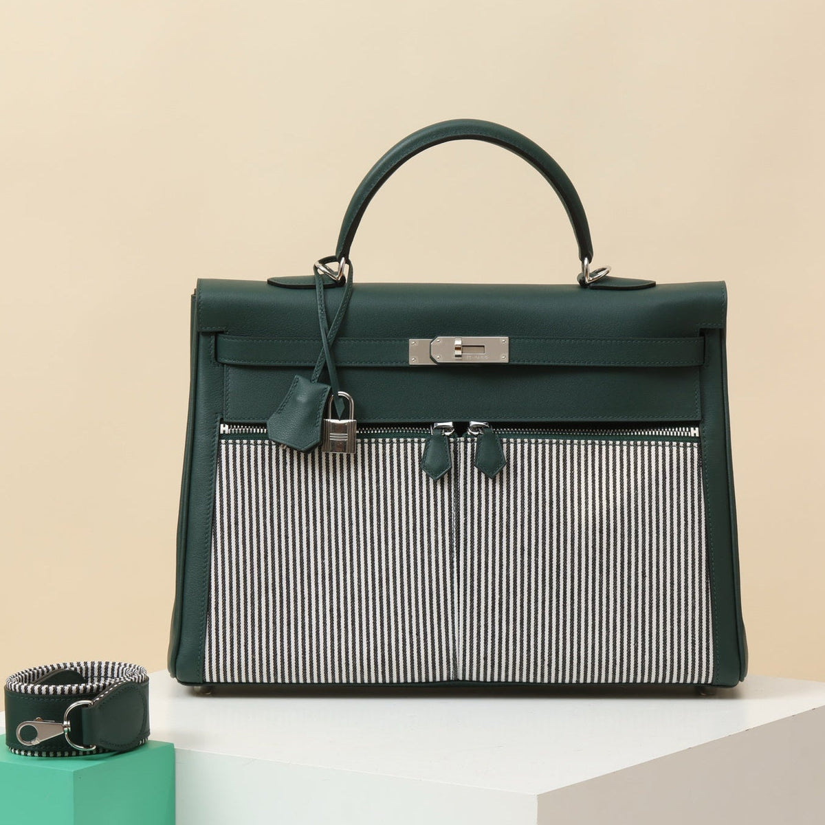 High-end Hermes 2026 Kelly Lakis Bag 35cm Swift Leather Canvas
