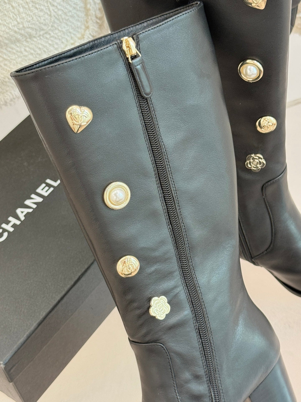 CC High Heel Boots Black Sheepskin Mix Charm 512034