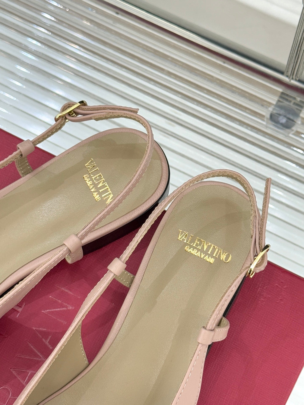 Valentino 2026 Garavani Valet du Roi Slingback Ballerina Flat 642985