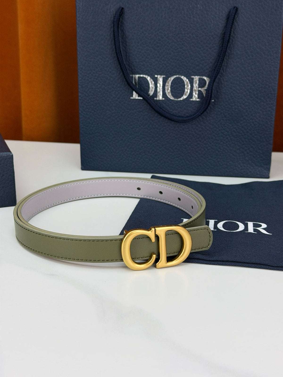 Dior 2026 30 Montaigne Reversible Belt 20mm Calfskin