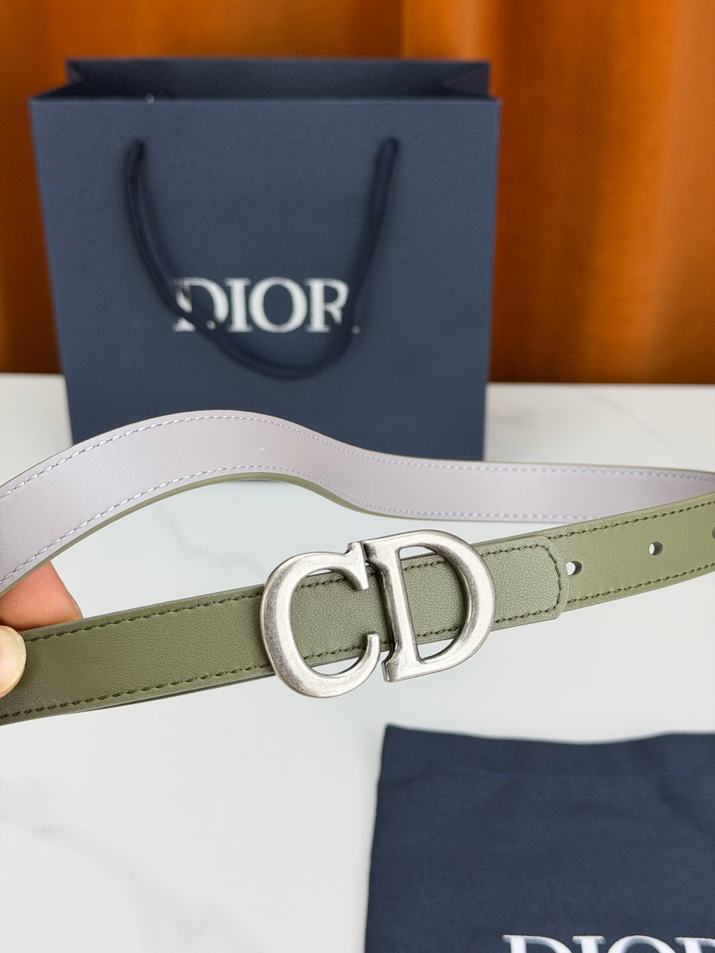 Dior 2026 30 Montaigne Reversible Belt 20mm Calfskin