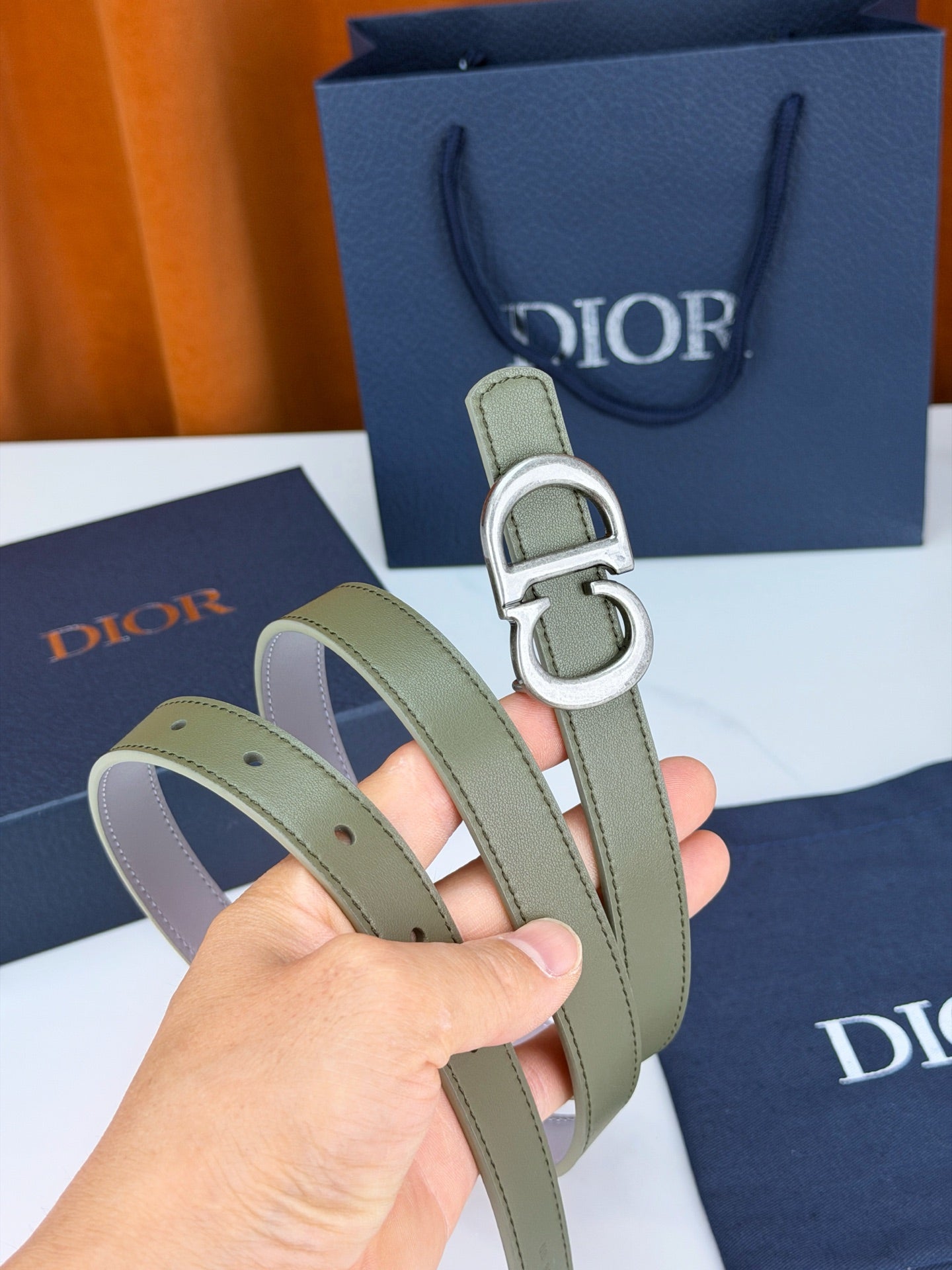Dior 2026 30 Montaigne Reversible Belt 20mm Calfskin