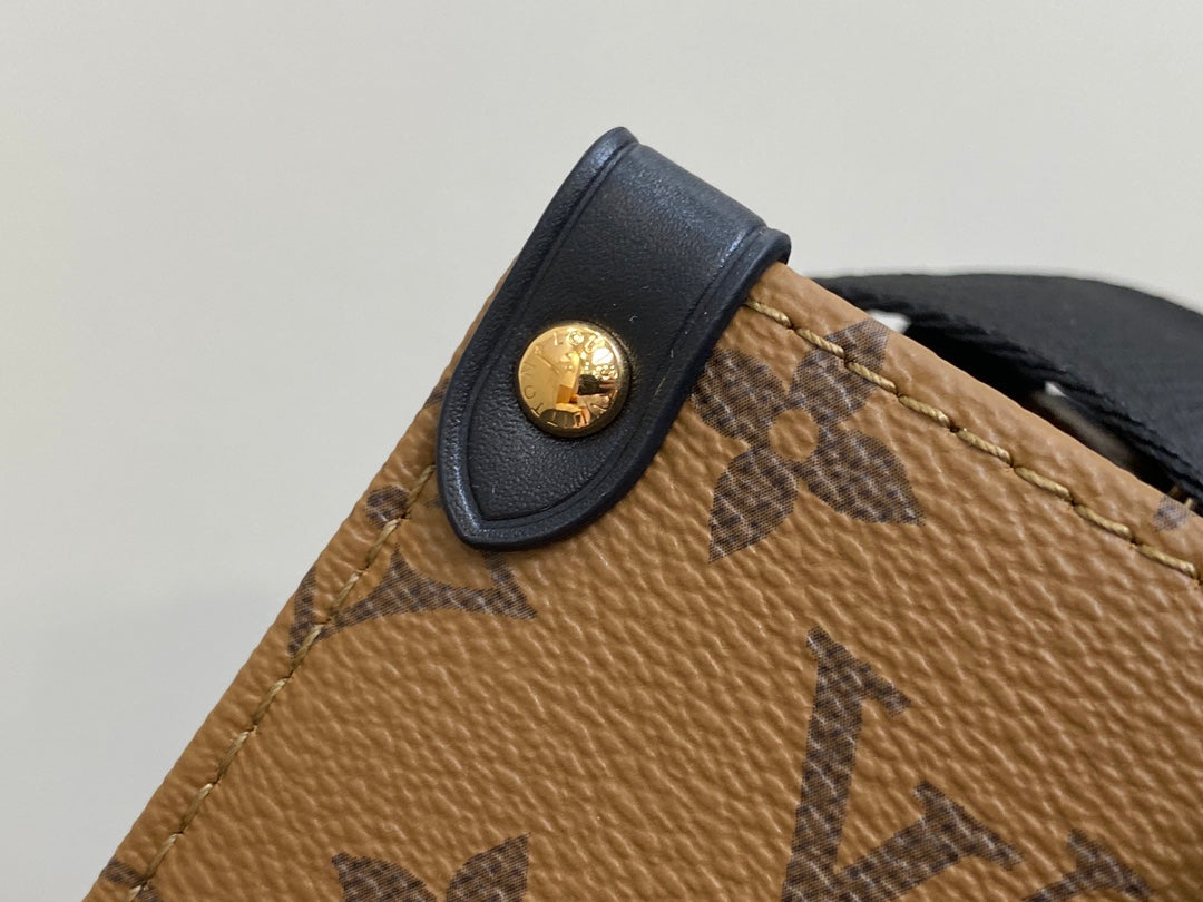 ONTHEGO PM 25CM DUCK BROWN MONOGRAM CANVAS