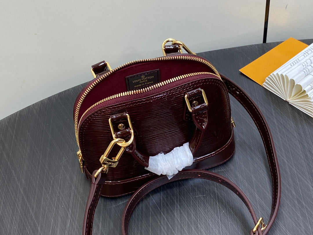 alma nano 18 bordeaux red epi calfskin