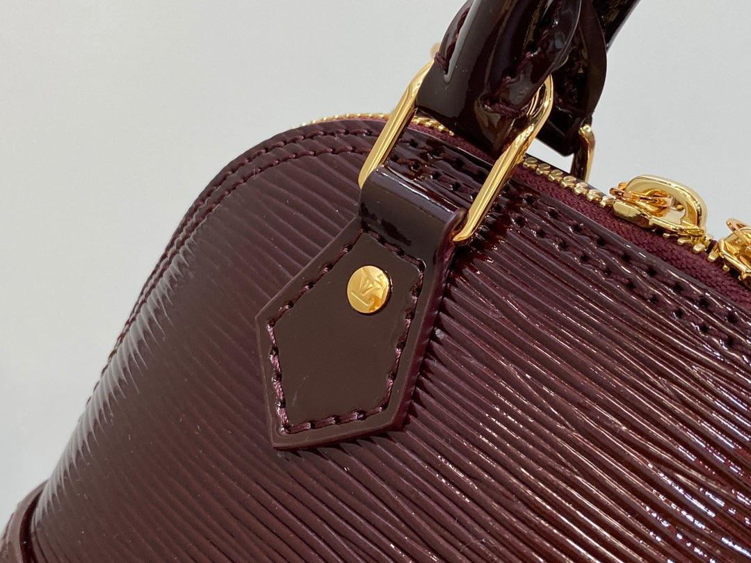 alma nano 18 bordeaux red epi calfskin