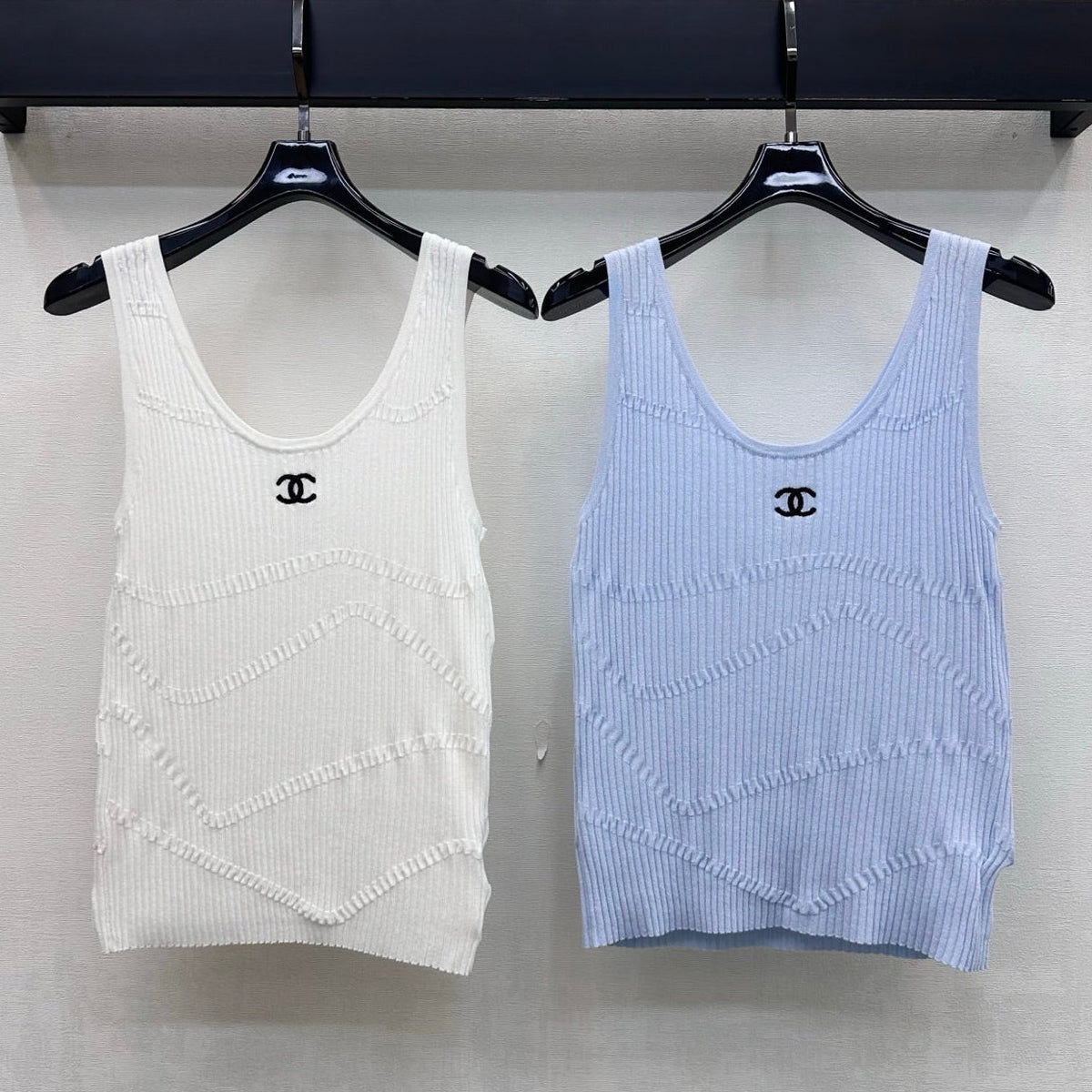 Chanel 2026  Knitted Vest Wool 636007
