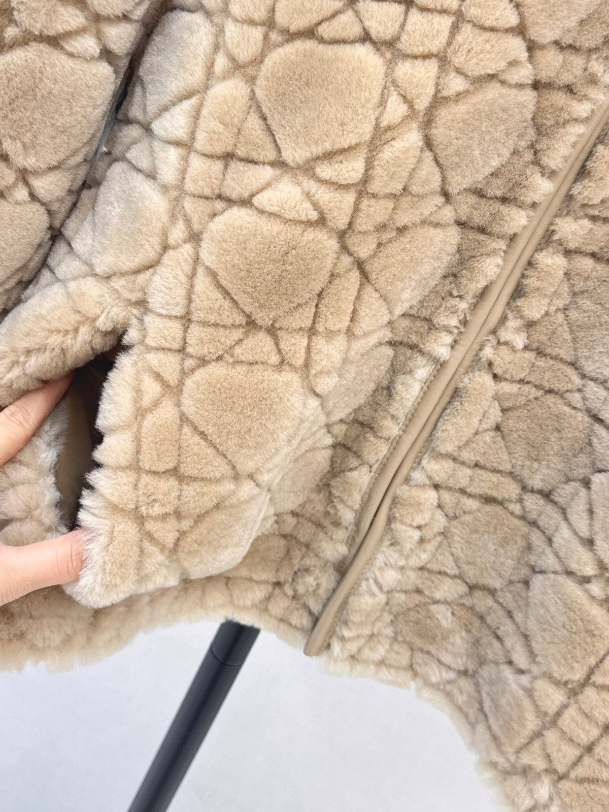 Dior 2026 Cannage Pattern Fur Coat 787415