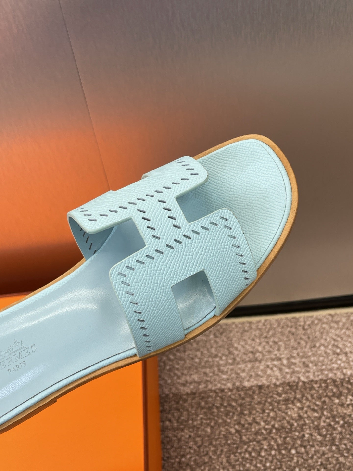 HM 25 Oran Sandal Cloud Blue Perforate Epsom Leather