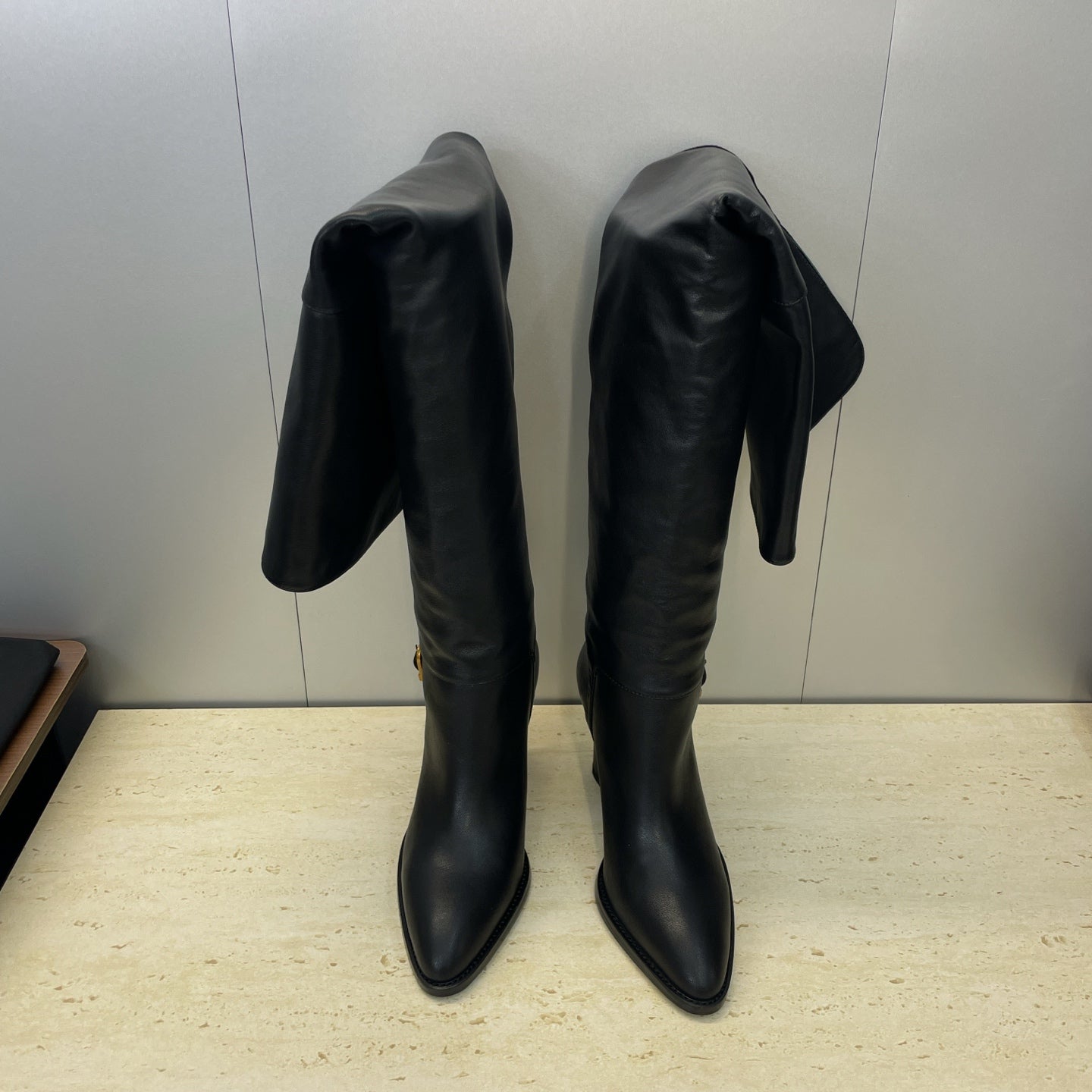 YSL 2025  High-Heeled Pointed-Toe Knee-High Rider Boot Black Calfskin 574018