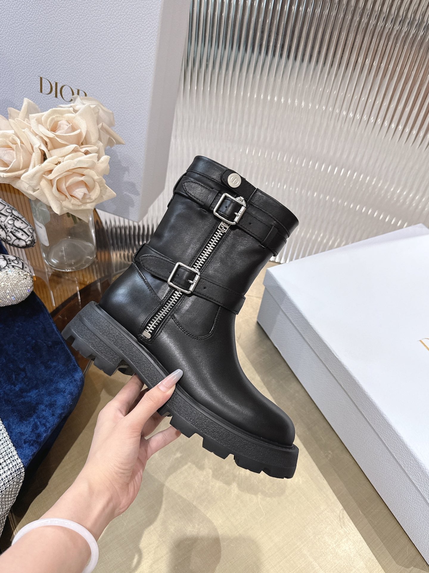 CD 25 short  boots black calfskin 438778