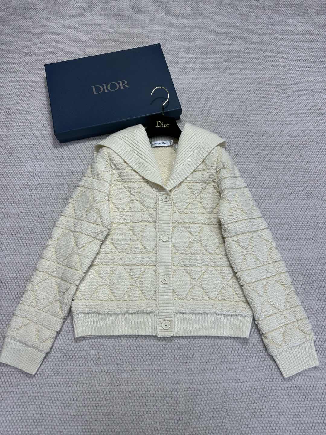 CD Plaid Knitted Jacket White Wool