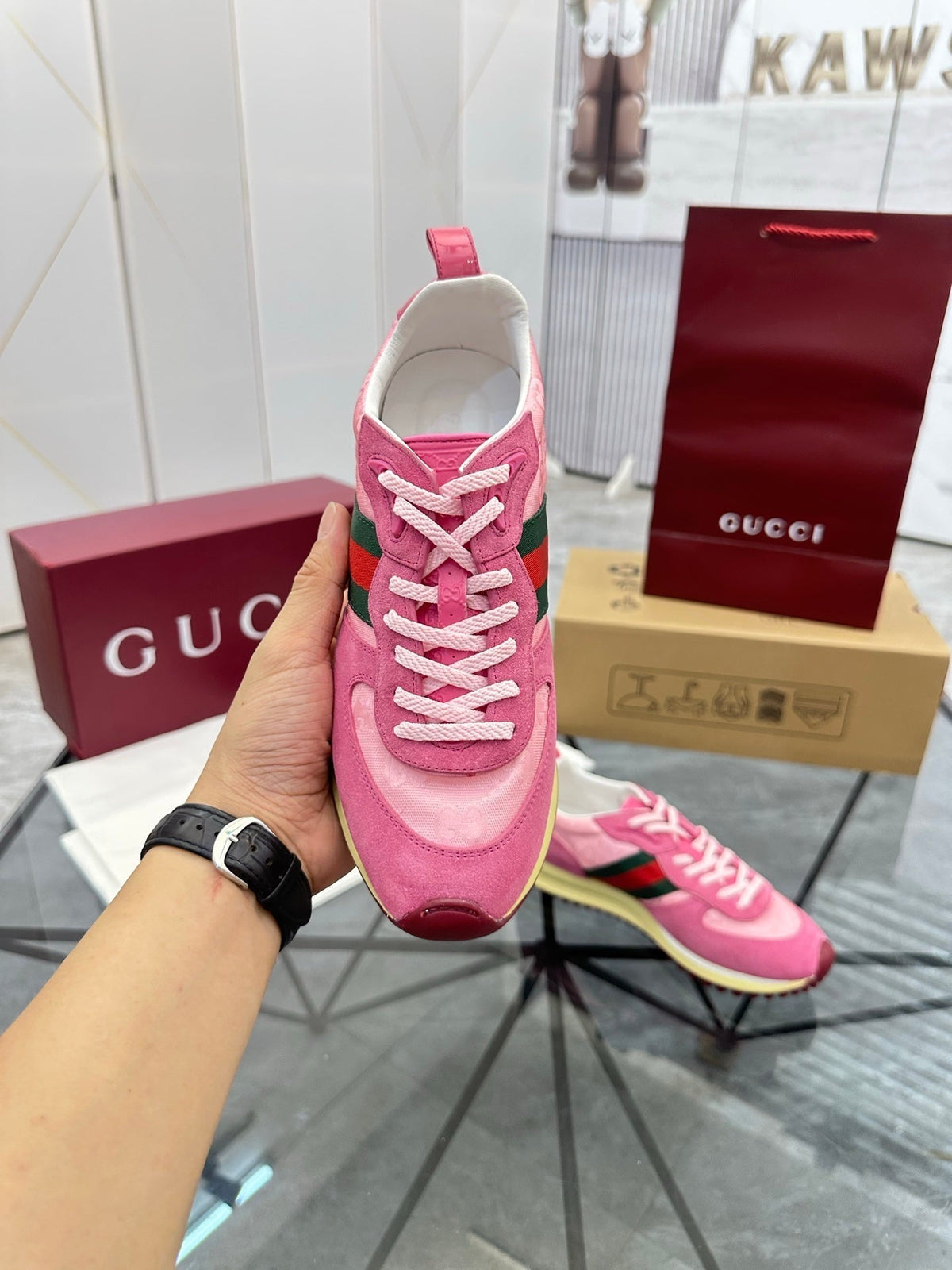 GG Men's Re-Motion Sneaker Pink Suede 733558