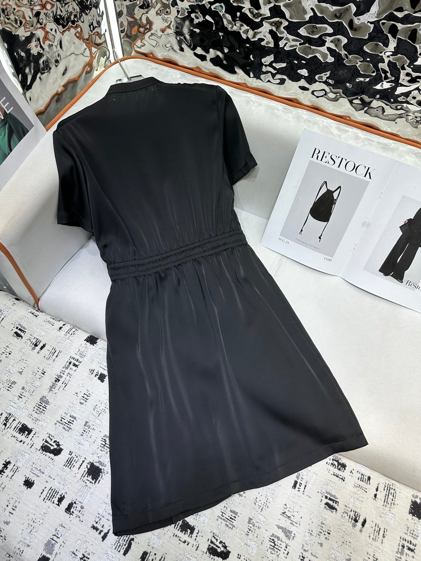 LV 25 Metal Petal Decoration Round Neck Dress Black White Polyester Acetate