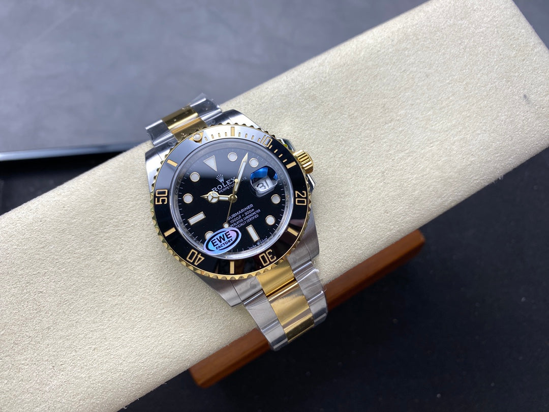 Rolex Submariner 41mm Silver Gold Black