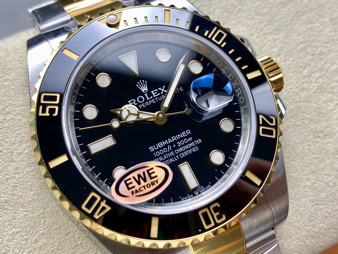 Rolex Submariner 41mm Silver Gold Black