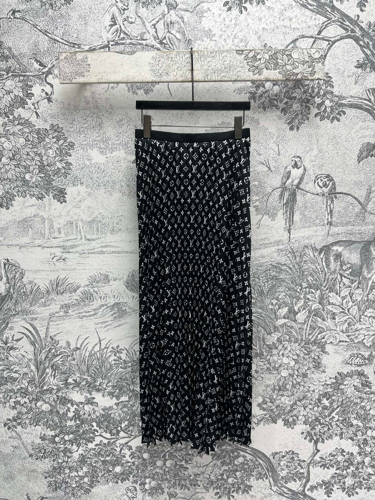 LV 25 Flower Barrage Print Lapel Dress Black Polyester