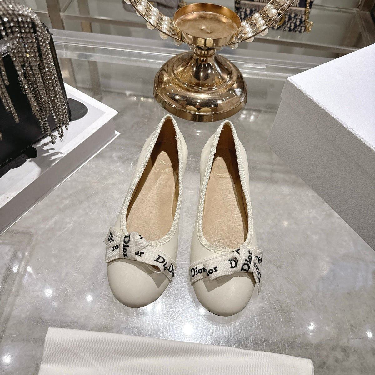 CD 26 Bow Ballet Flat Embroidered Sheepskin