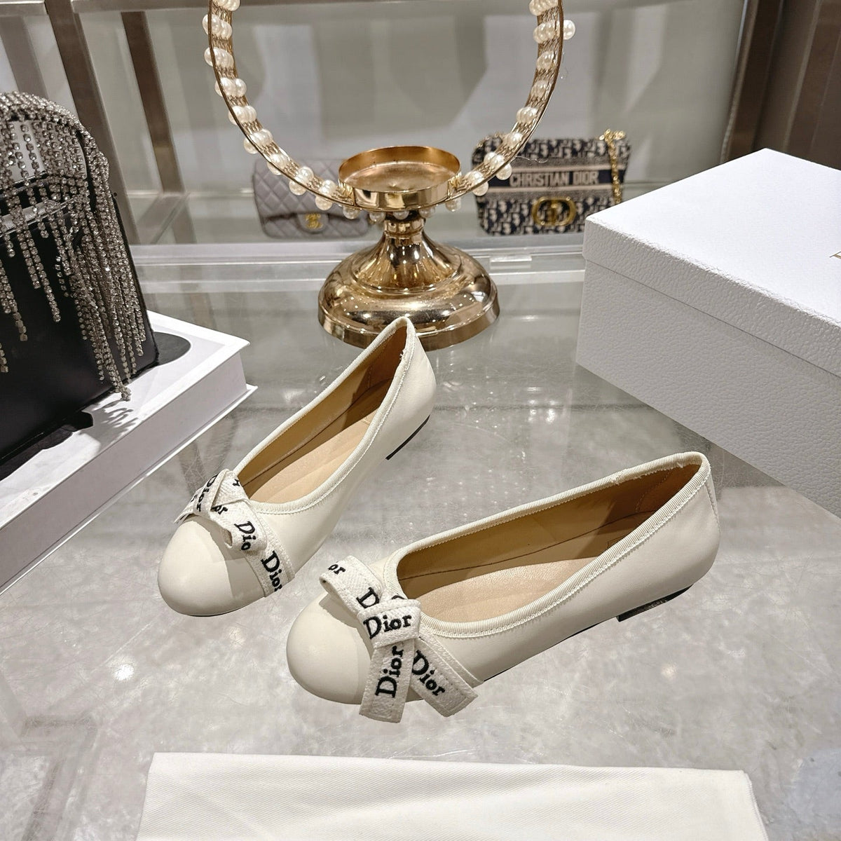 CD 26 Bow Ballet Flat Embroidered Sheepskin