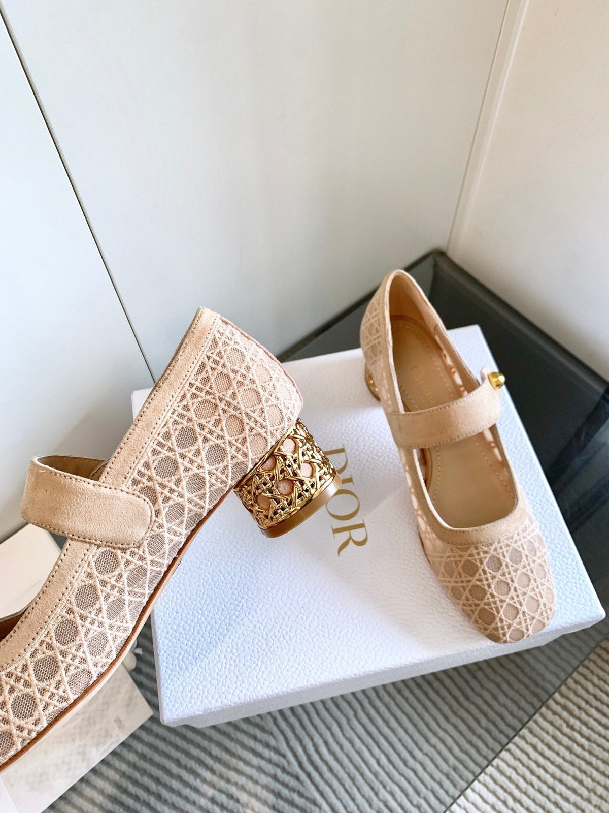 CD Icon Pump 35mm In Beige Suede  993227