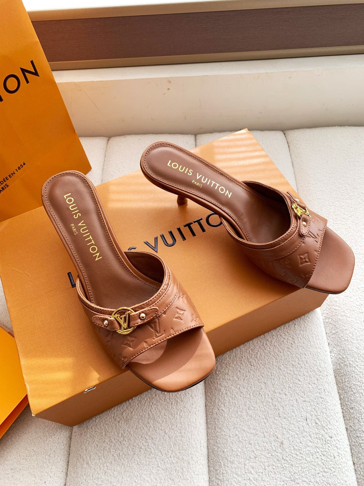 LV 26s High Heels 55 Slippers Brown Sheepskin 614981