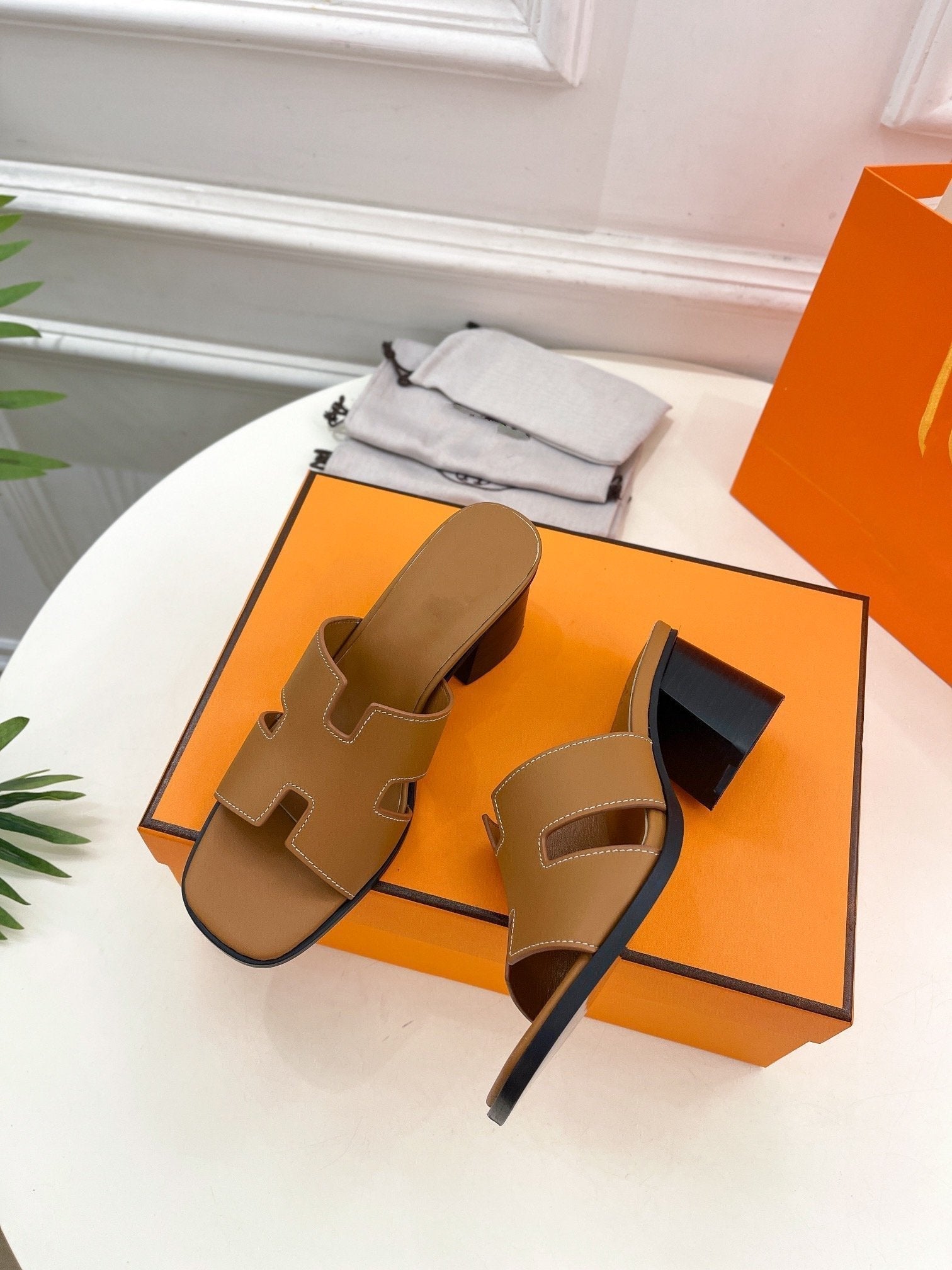 HELIA 60 SANDAL BROWN