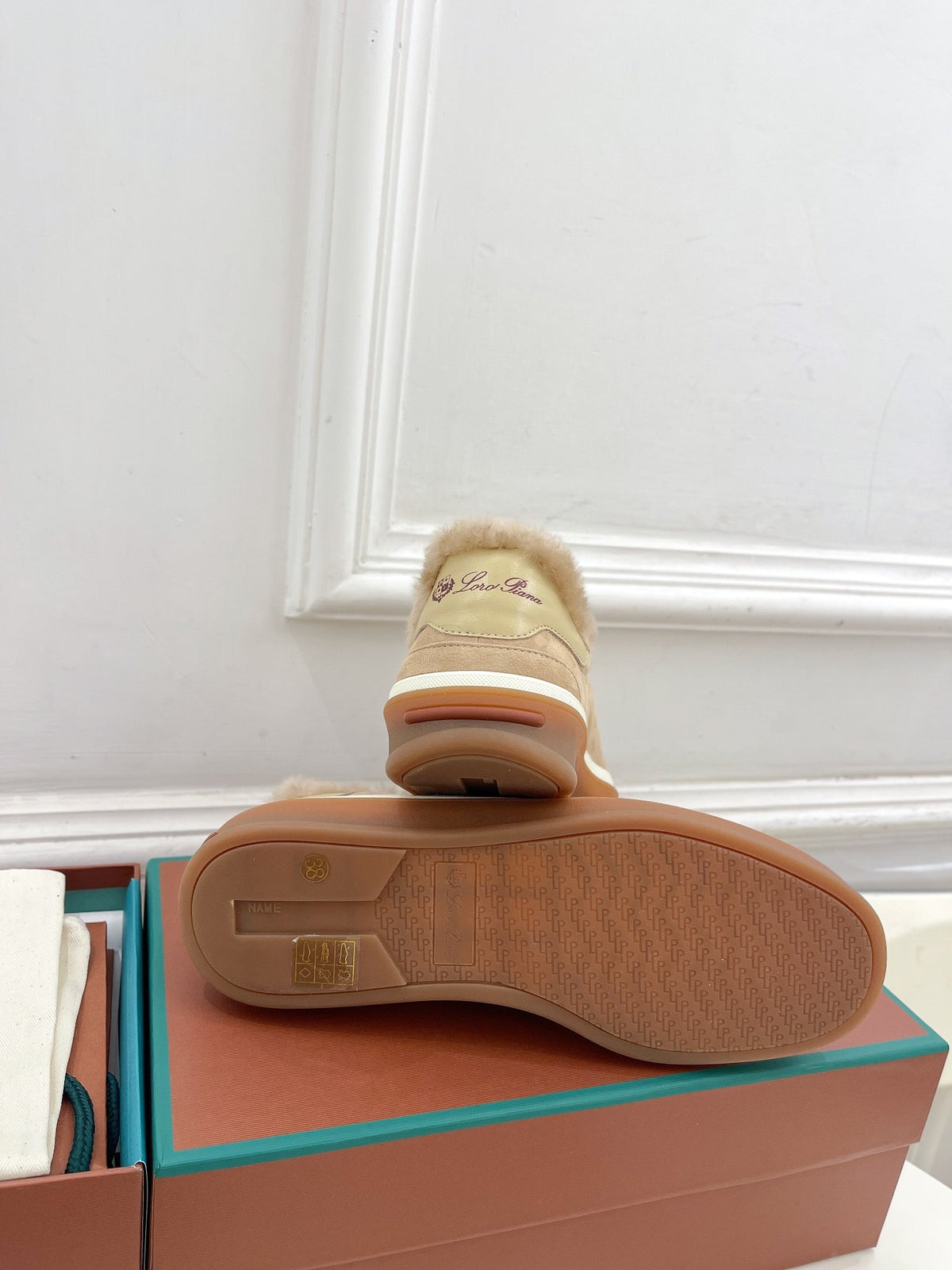 LP Tennis Walk Sneaker In Light Brown Suede Lined With Wool Fleece 988272