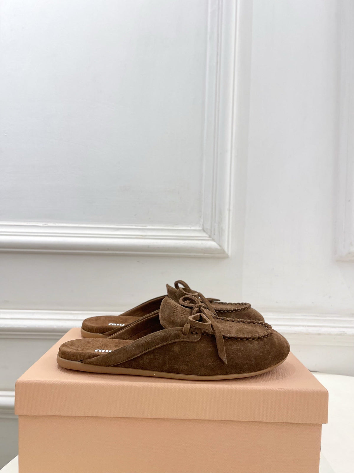Miumiu 2026 Bow-tie Casual Loafers Brown Suede